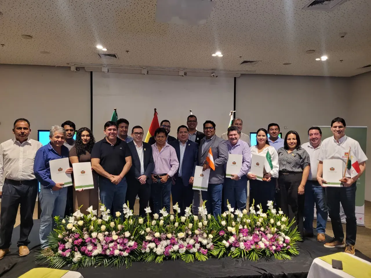 FISCAL GENERAL HACE REALIDAD QUE LA INTEROPERABILIDAD MEDIANTE EL ECOSISTEMA ROMA LLEGUE A 27 MUNICIPIOS CRUCEÑOS