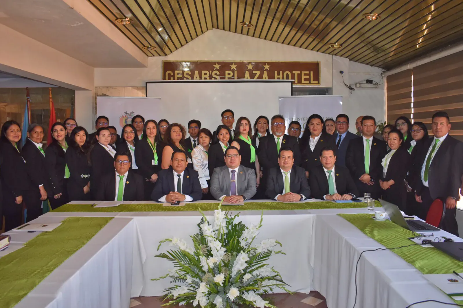 COCHABAMBA: FISCAL GENERAL INAUGURA EL ENCUENTRO NACIONAL DE FISCALES ANALISTAS 2025 Y LLAMA A CONSOLIDAR EL ANÁLISIS CRIMINAL COMO EJE ESTRATÉGICO DE LA PERSECUCIÓN PENAL