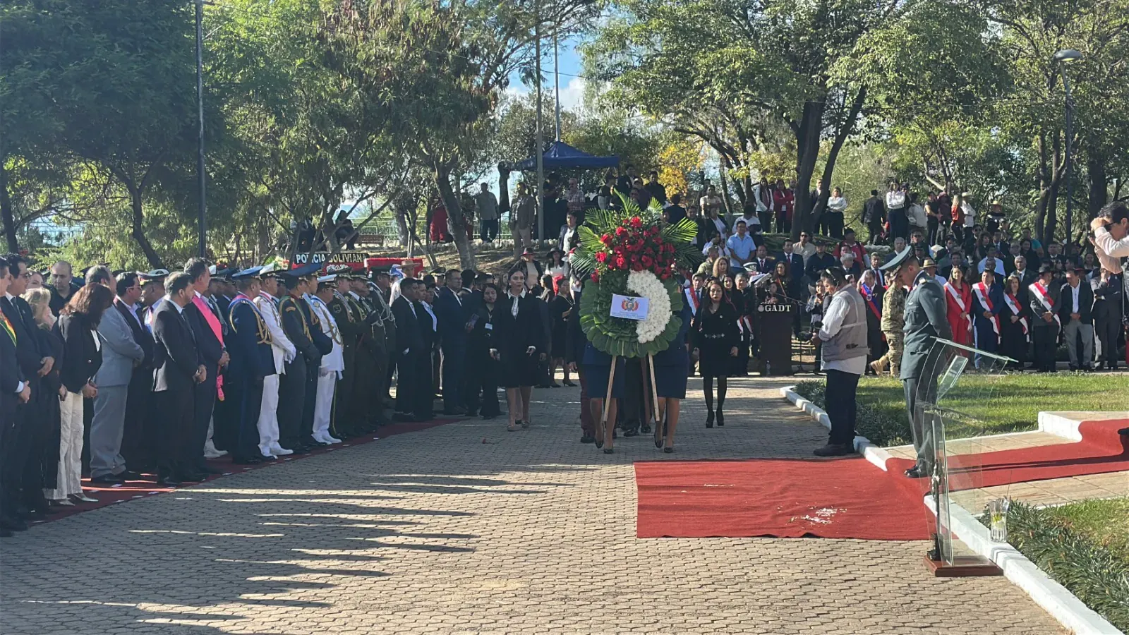 FISCAL GENERAL ACOMPAÑA AL PUEBLO TARIJEÑO EN ACTOS CÍVICOS EN SUS 209 AÑOS DE GESTA LIBERTARIA DEL 15 DE ABRIL
