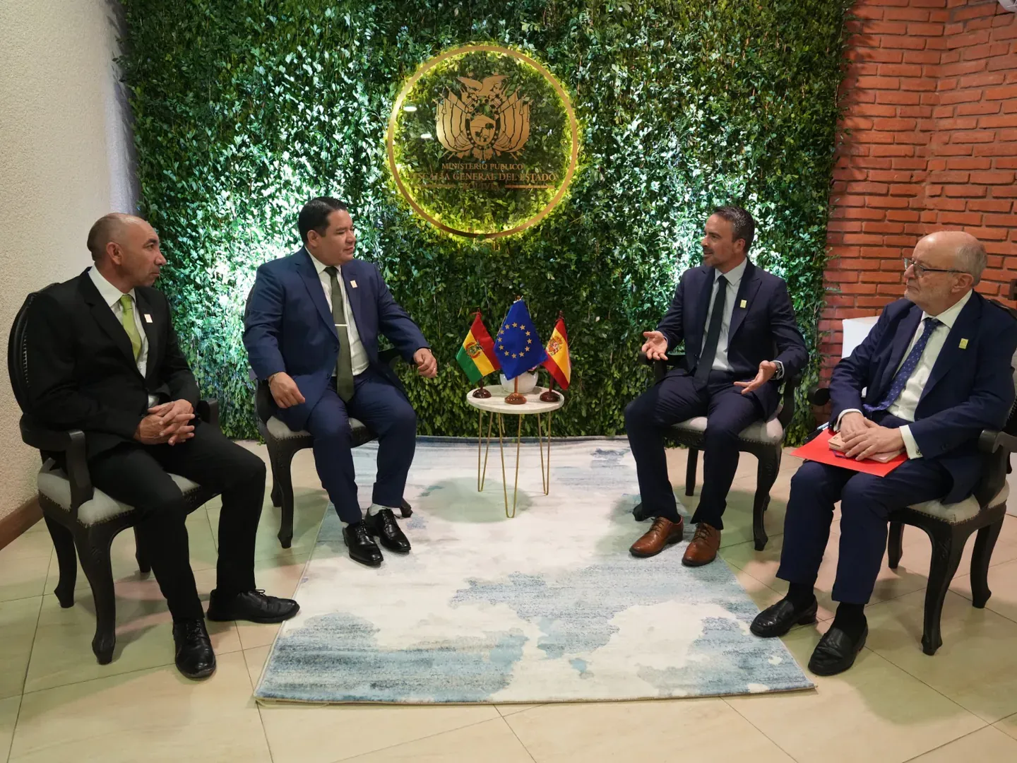 FISCAL GENERAL DEL ESTADO SOSTIENE REUNIÓN BILATERAL CON EL SECRETARIO DE ESTADO DE JUSTICIA DEL REINO DE ESPAÑA